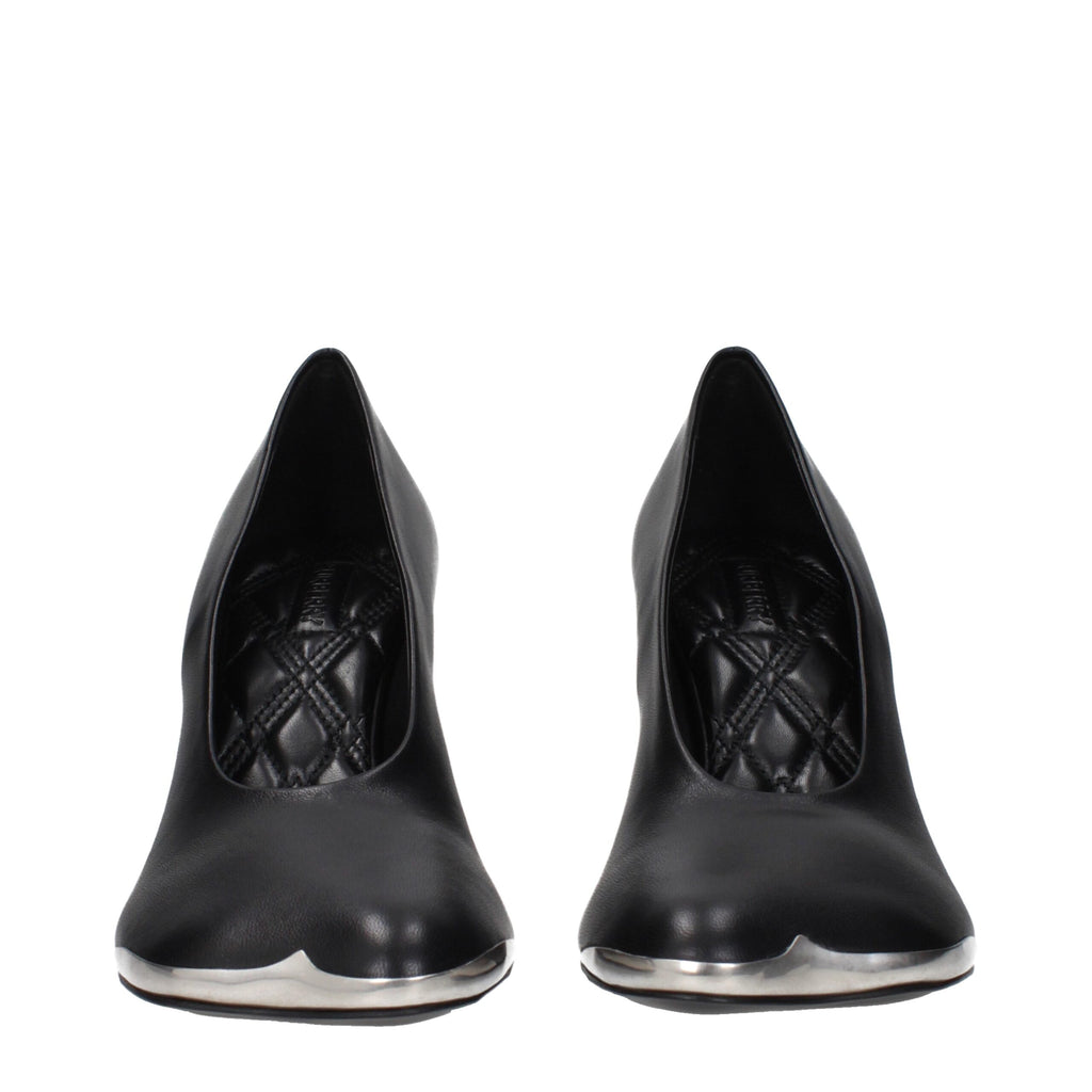 Burberry Black Leather Pumps